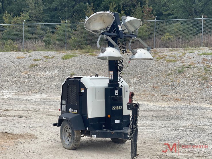 2019-allmand-bros-night-lite-v-series-nlv-image-1