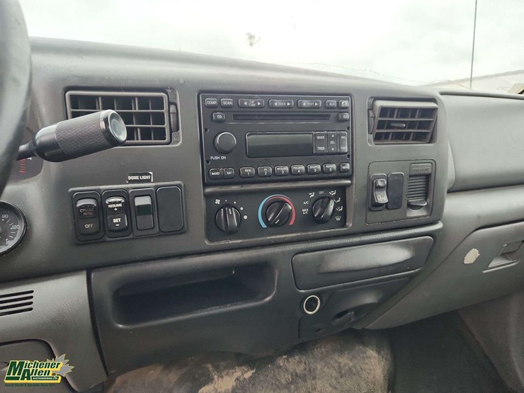 2008-ford-f750-image-19