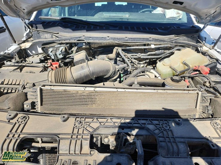 2023-ford-f250-image-34