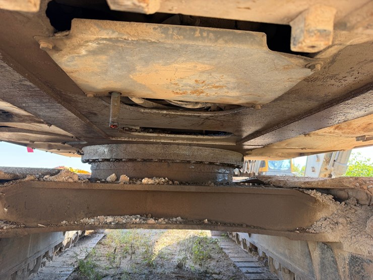 deere-450c-lc-image-39