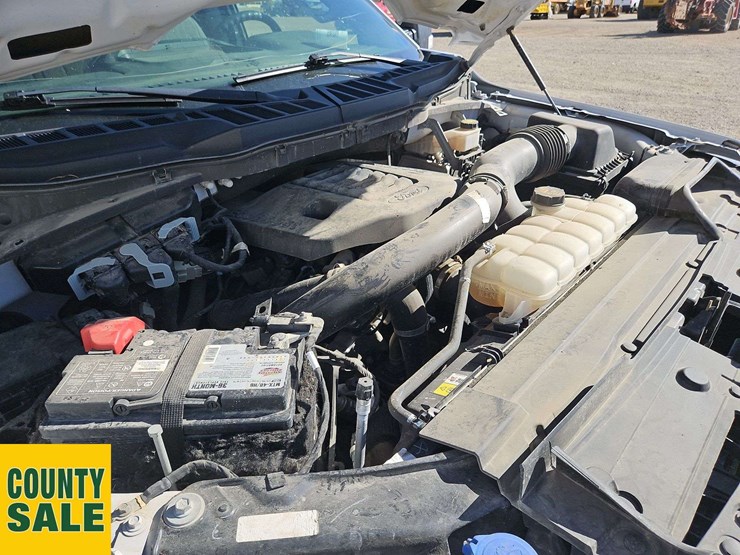 2021-ford-f150-image-27