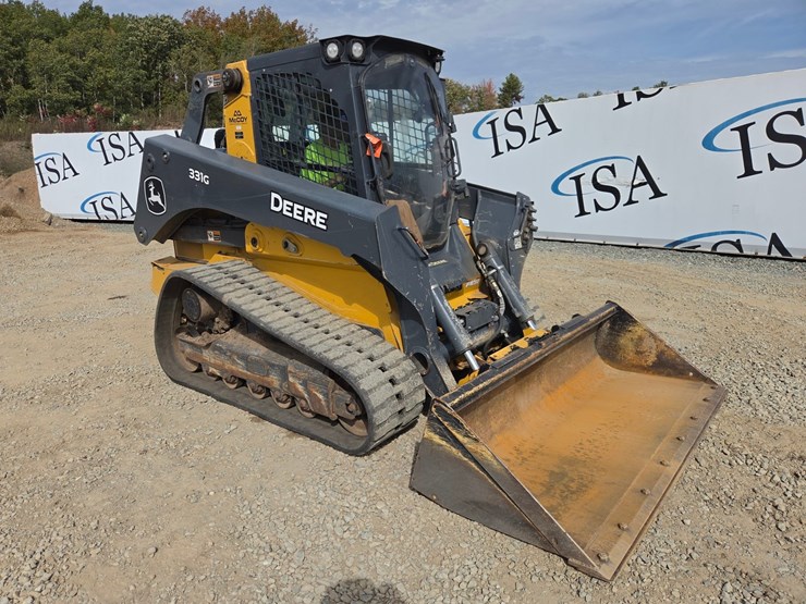 2020-deere-331g-image-7