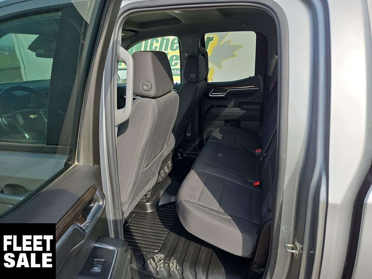 2024-chevrolet-silverado-1500-image-14