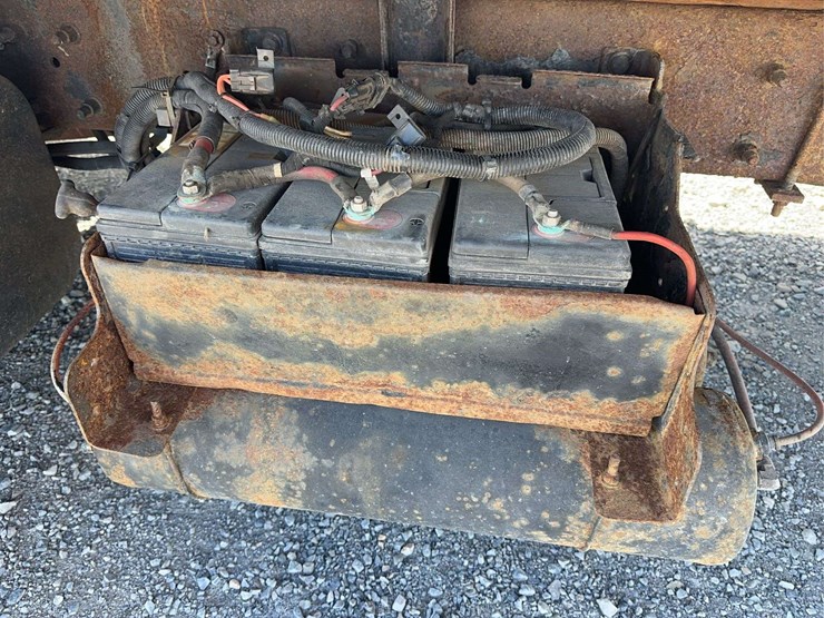 2006-international-durastar-4300-image-19
