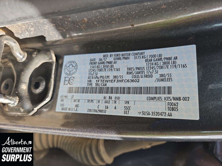 2017-ford-f150-image-34