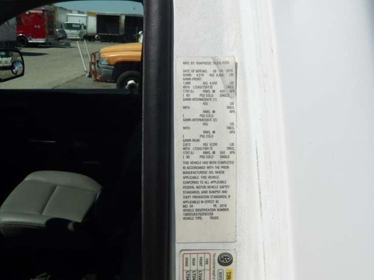 2016-chevrolet-silverado-2500-image-24