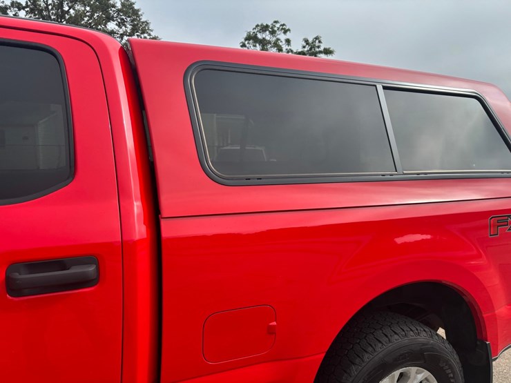 2022-ford-f250-image-11