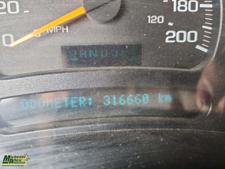 gmc-sierra-2500hd-image-11