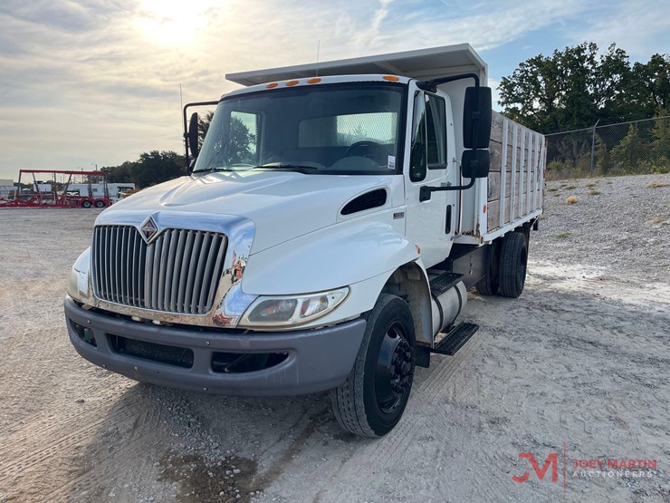 2012-international-durastar-4300-image-4