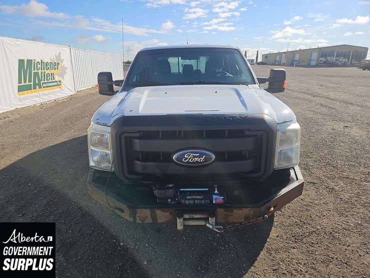 2011-ford-f350-image-8
