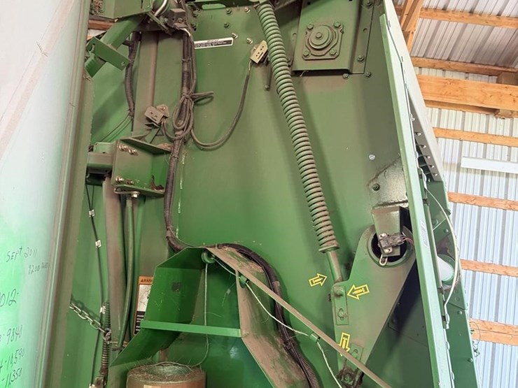 john-deere-567-image-25
