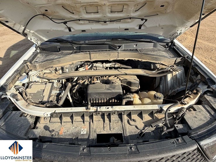2021-ford-explorer-image-30