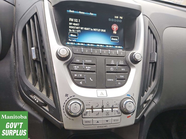 2017-chevrolet-equinox-image-29