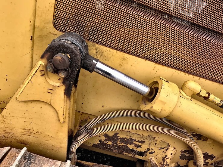 caterpillar-d3c-xl-image-21
