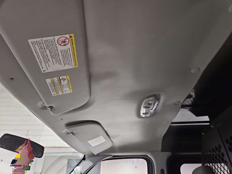 2013-ford-e150-image-46