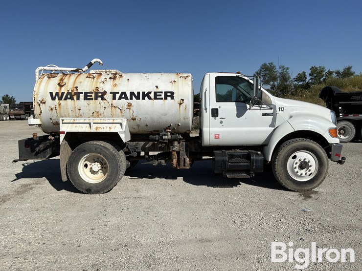 2007-ford-f750-image-4