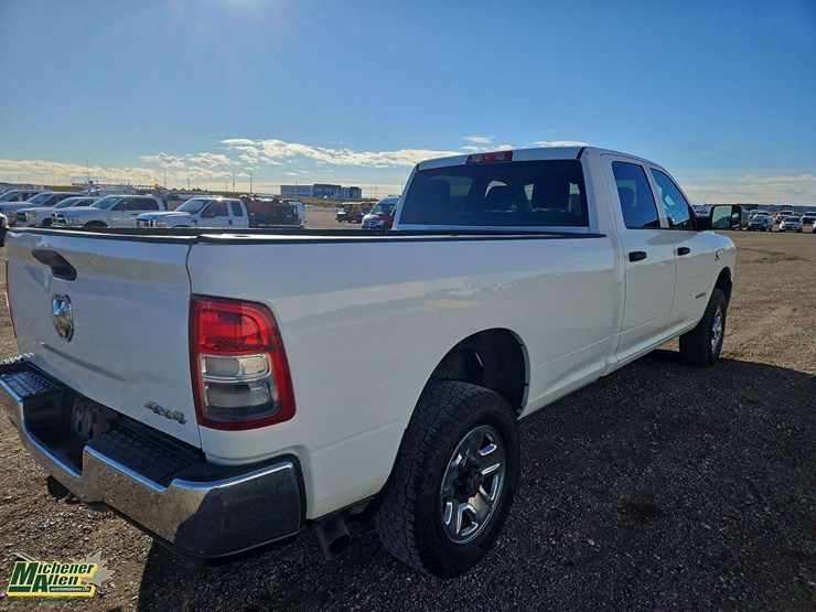 2019-ram-3500-tradesman-image-4