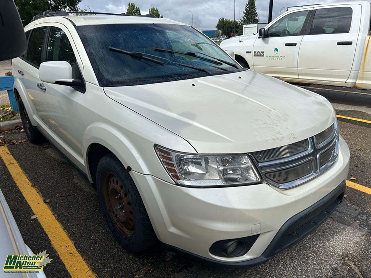 2013-dodge-journey-image-2