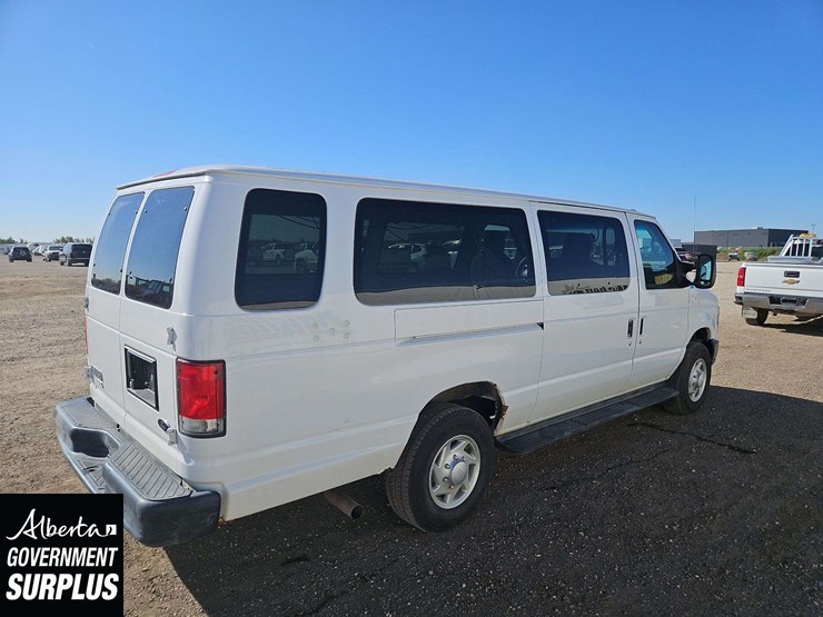 ford-e350-image-4