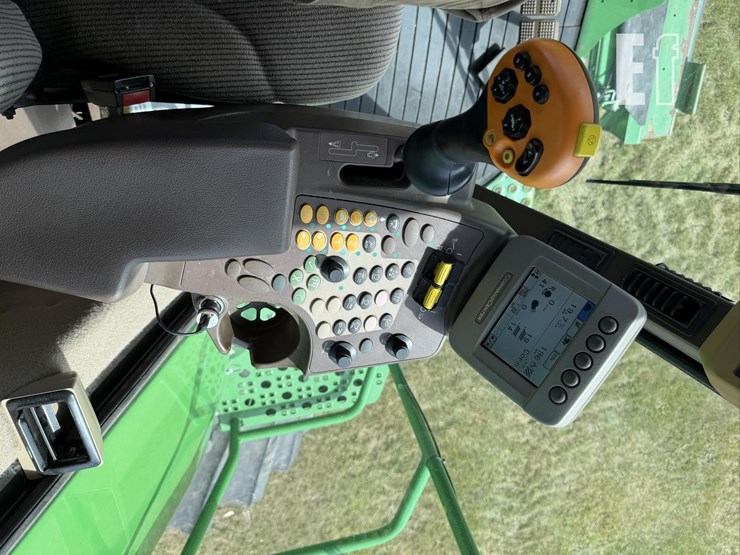 2011-john-deere-9870-sts-image-74