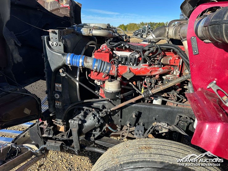 2011-kenworth-t800-image-33
