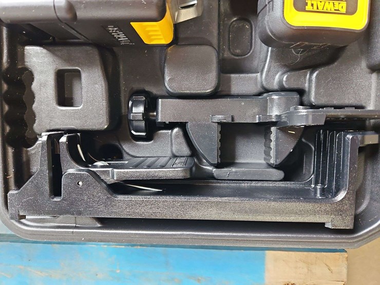 dewalt-laser-level-image-6