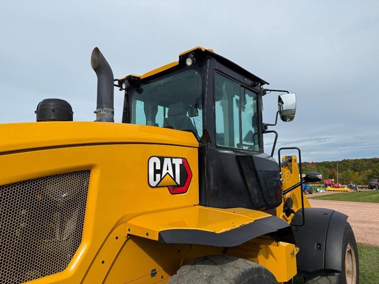 caterpillar-938m-image-18