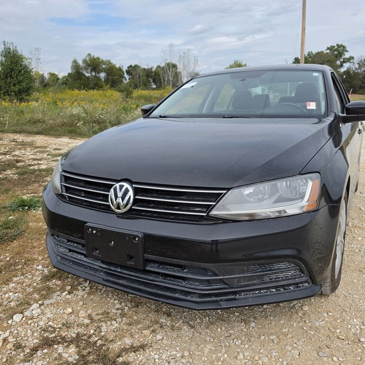 #25322 • 2017 Volkswagen Jetta Passenger Car