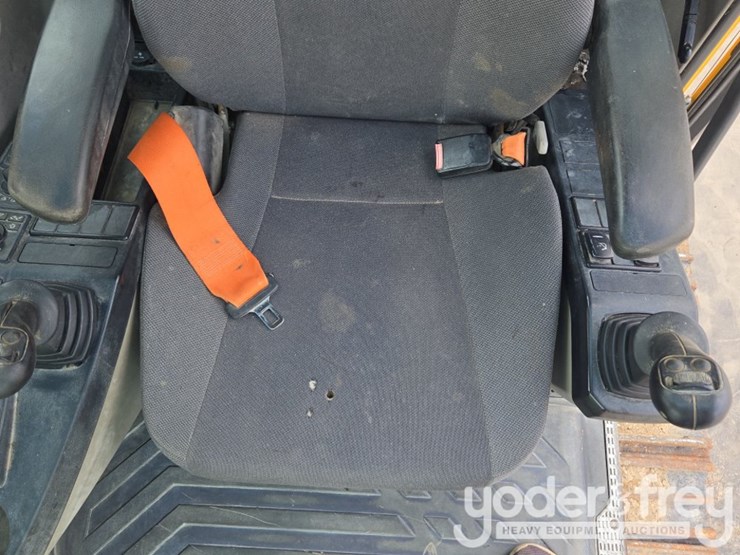 2021-volvo-ec200el-image-73