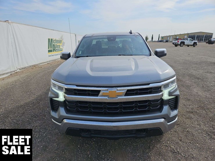 2024-chevrolet-silverado-1500-image-8