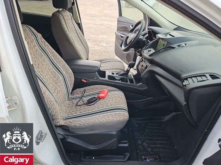 2017-ford-escape-se-image-18