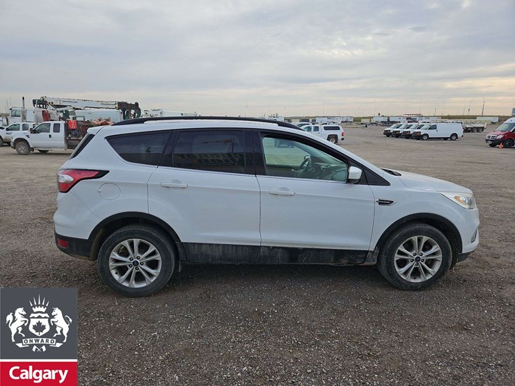 2017-ford-escape-se-image-7