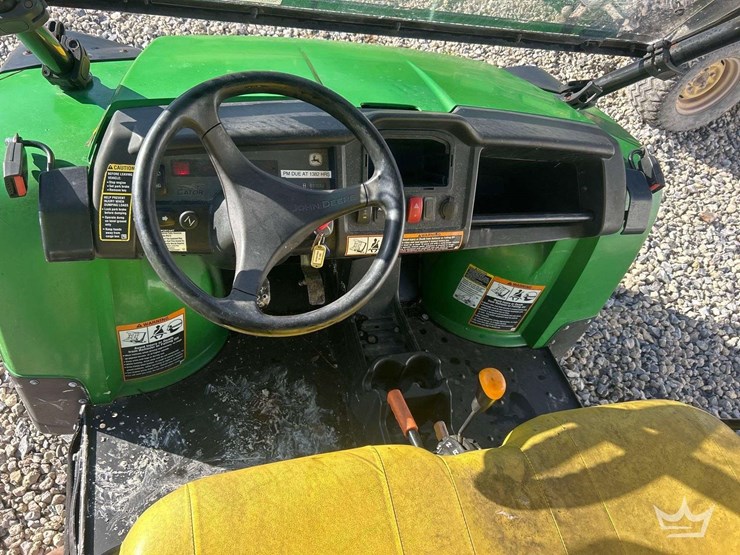 2019-john-deere-hpx615e-4x4-gas-utility-cart-image-13