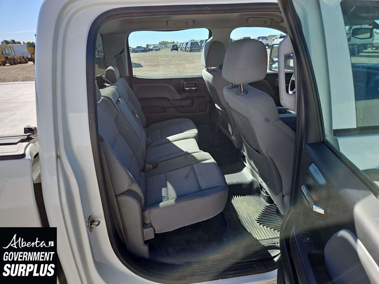 2015-chevrolet-silverado-1500-image-16