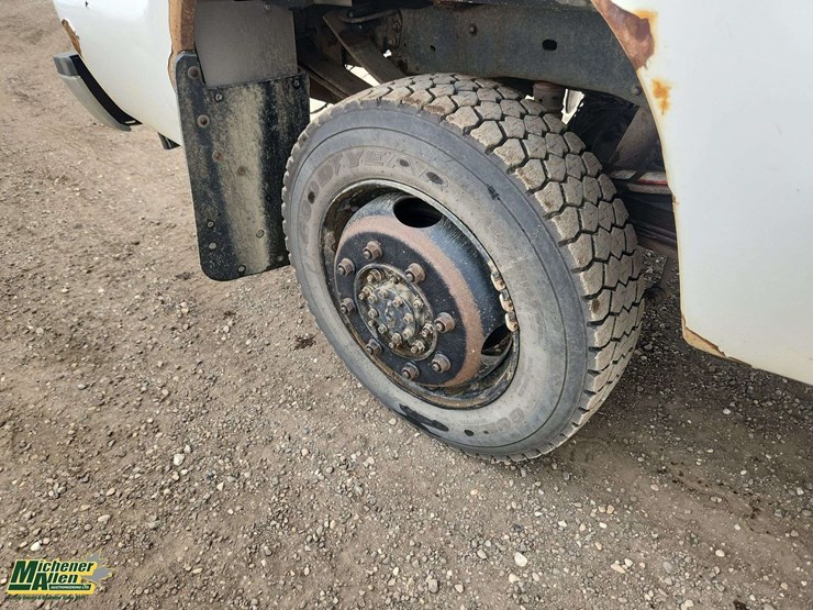 2012-ford-f350-image-10