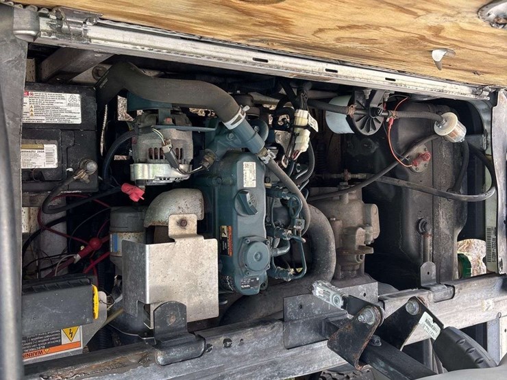 2023-club-car-carryall-1500-4x4-diesel-utility-cart-image-12