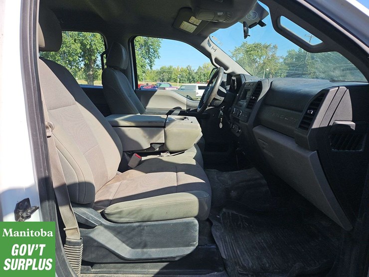 2017-ford-f350-image-24