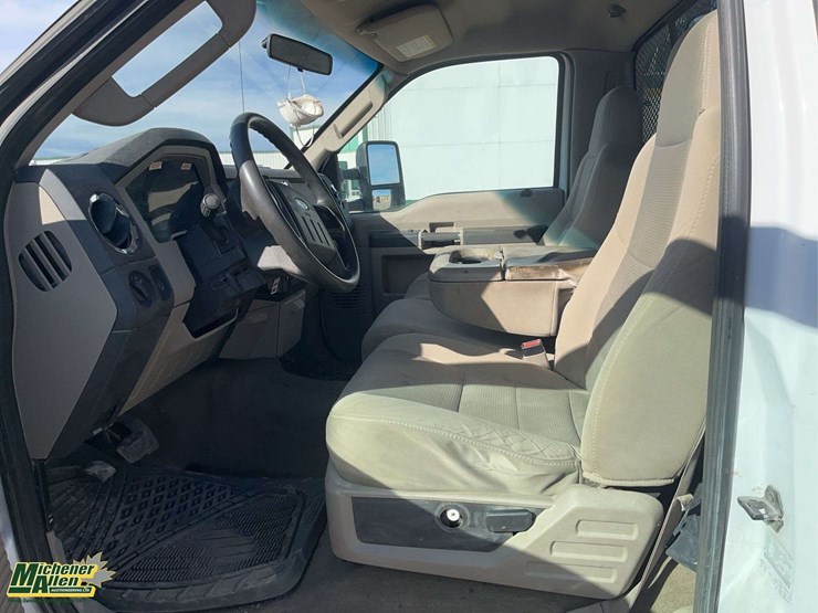 2008-ford-f550-image-13