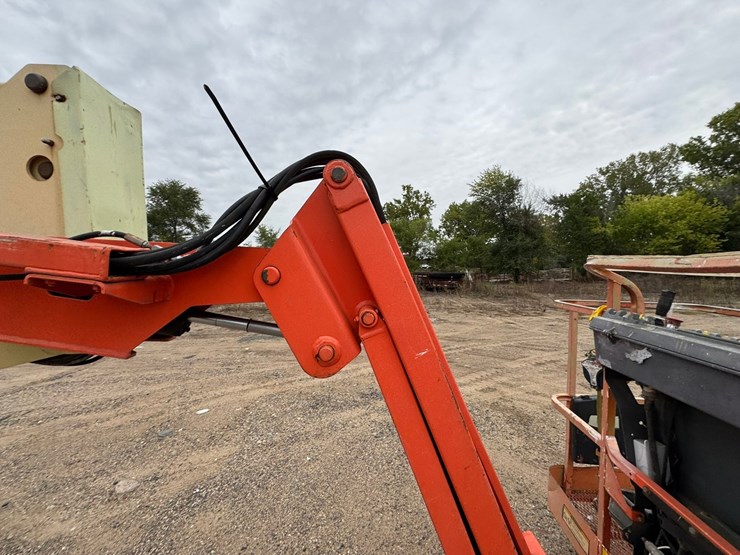 2005-jlg-450aj-image-35