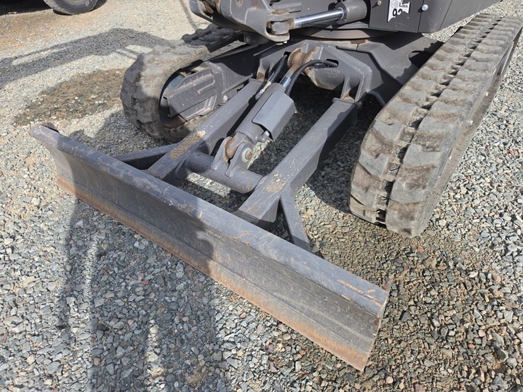 volvo-ec27d-image-23