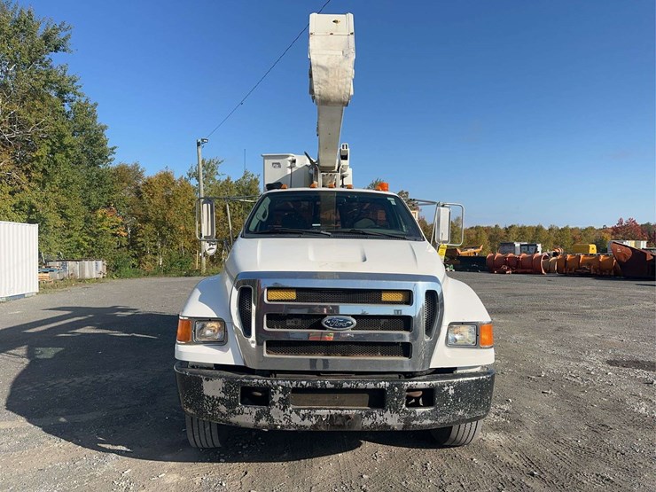 2005-ford-f650-xl-image-2