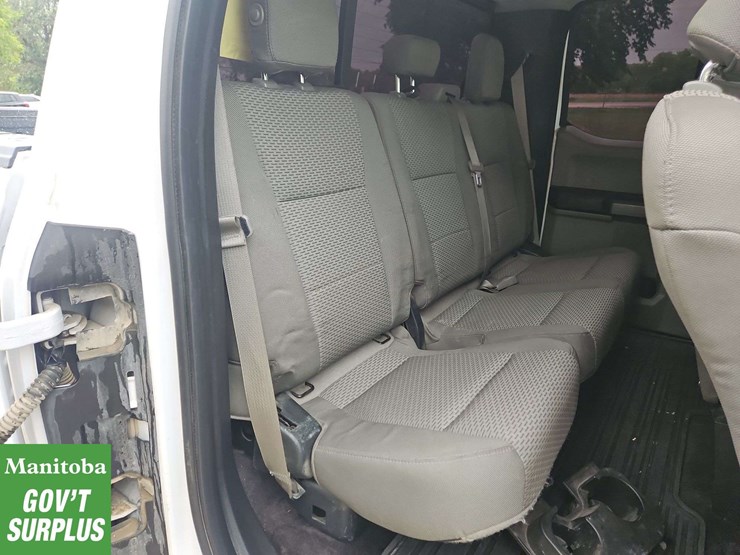 2015-ford-6.5-ft-image-31