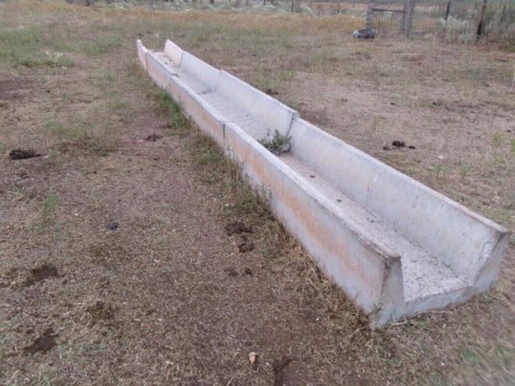concrete-feed-bunks-image-1