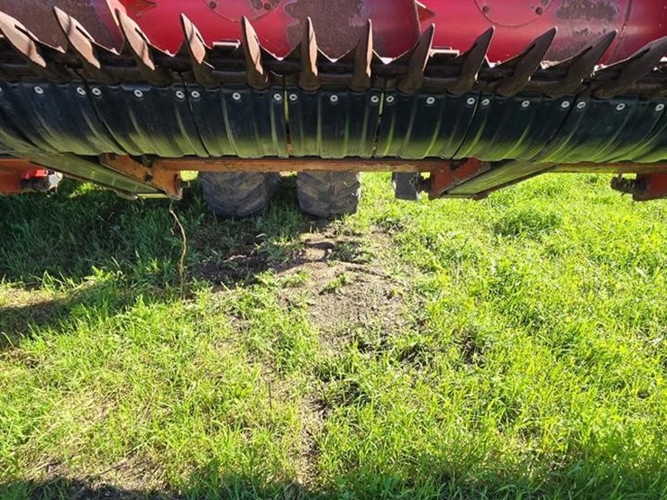 2011-case-ih-3020-image-15
