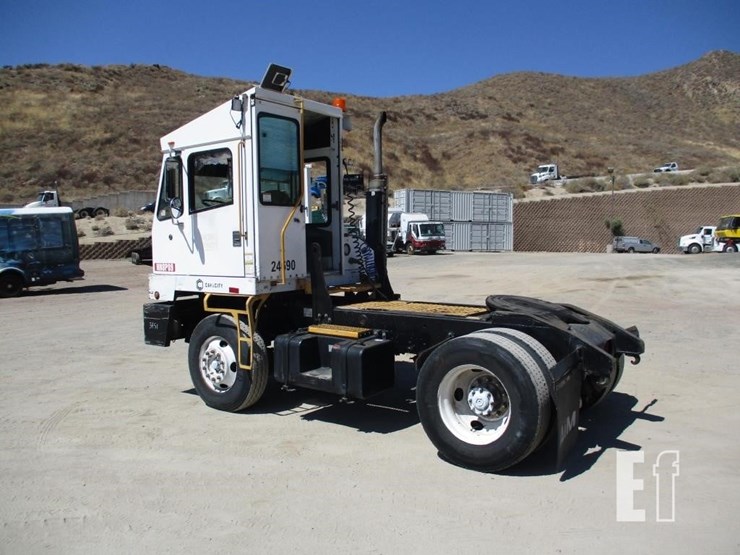 2014-capacity-tj5000-image-4