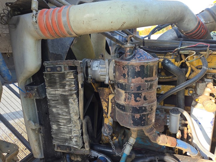 1998-peterbilt-377-image-54