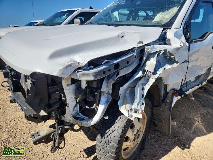 2023-ford-f250-image-26