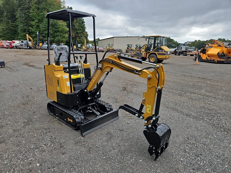 ats-rt15r-mini-excavator-image-7