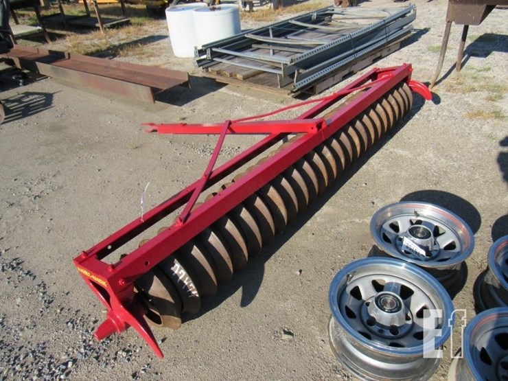 massey-ferguson-8-image-2