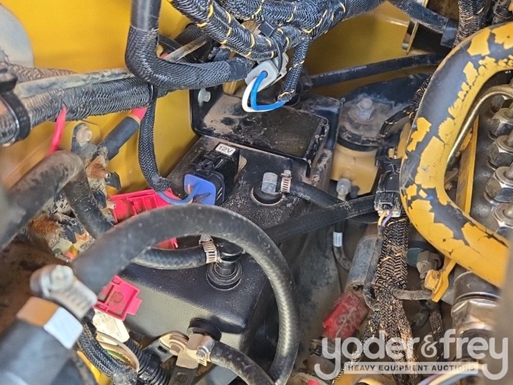 2019-caterpillar-289d-image-37